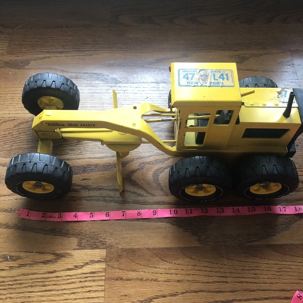 VINTAGE 1970s TONKA 17